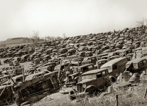 1941 junk salvage yard - ,